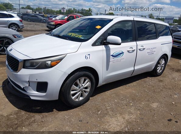 KNDMB5C18H6239155 2017 KIA SEDONA White Առջևի ձախ երեք քառորդ տեսարան