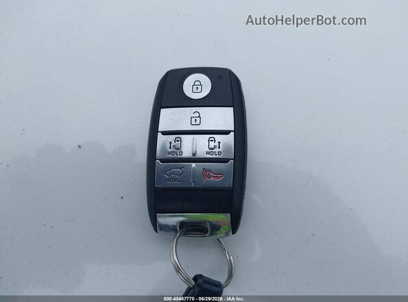 KNDMB5C18H6318454 2017 KIA SEDONA Gray წინა პანელის ხედი