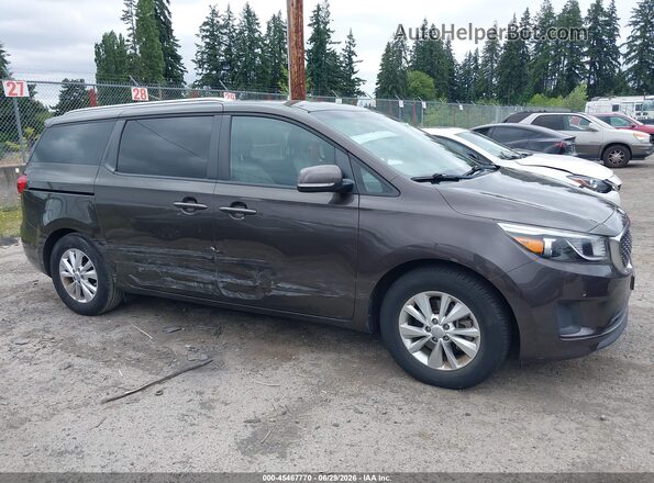 KNDMB5C18H6318454 2017 KIA SEDONA Gray უკანა სალონის ხედი