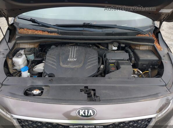 KNDMB5C18H6318454 2017 KIA SEDONA Gray უკანა ხედი
