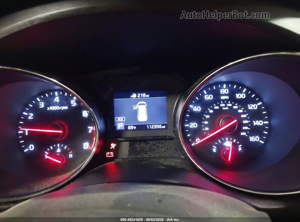 KNDMB5C18L6639497 2020 KIA SEDONA White Vista de los asientos traseros