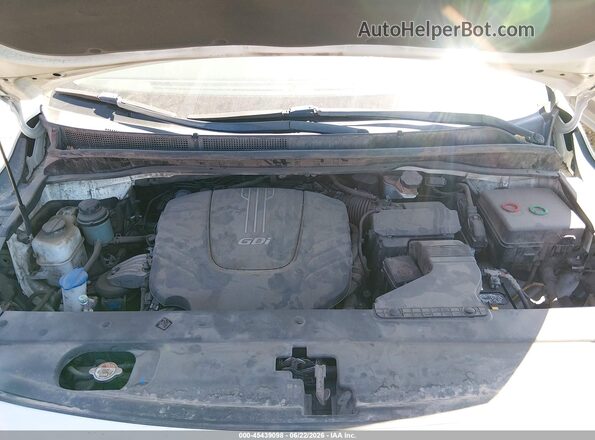 KNDMB5C19G6203764 2016 KIA SEDONA White უკანა ხედი