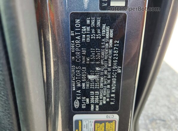 KNDMB5C19H6238712 2017 KIA SEDONA Gray Widok naklejki z numerem VIN