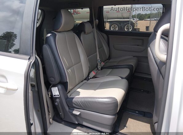 KNDMB5C19H6282287 2017 KIA SEDONA Gray VIN կոդի պիտակի տեսք