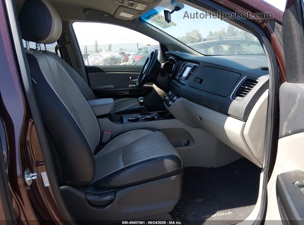 KNDMB5C19L6642313 2020 KIA SEDONA Maroon Vista interior delantera