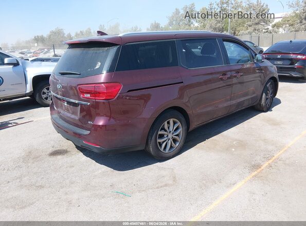 KNDMB5C19L6642313 2020 KIA SEDONA Maroon Trasero derecho