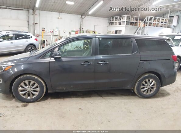 KNDMB5C19M6668623 2021 KIA SEDONA Gray Vista interior de 360 grados