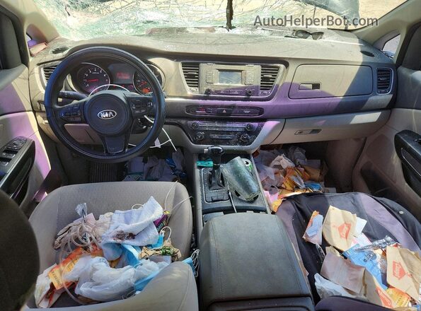 KNDMB5C1XH6228447 2017 KIA SEDONA Black Dashboard view