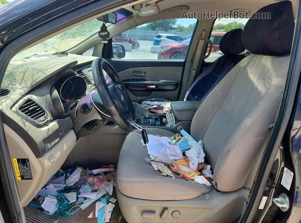 KNDMB5C1XH6228447 2017 KIA SEDONA Black Front interior view