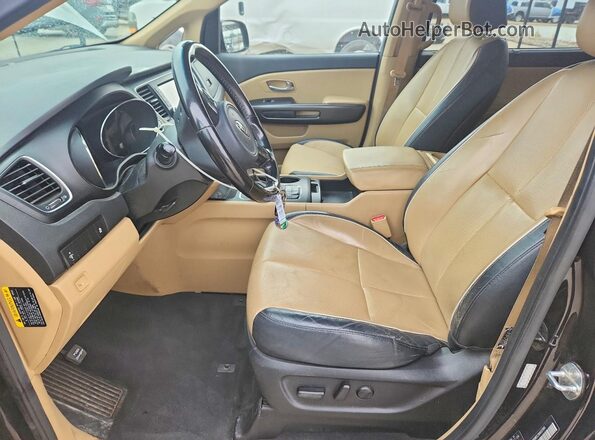 KNDMB5C1XH6337894 2017 KIA SEDONA Black 