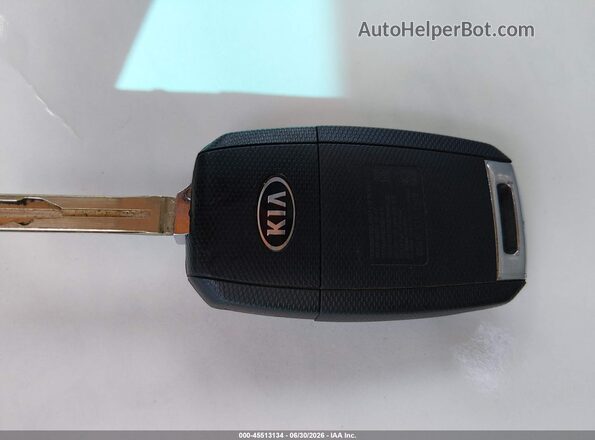 KNDMB5C1XK6548634 2019 KIA SEDONA Burgundy Dashboard view