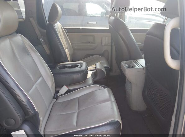 KNDMB5C1XL6647598 2020 KIA SEDONA Brown VIN կոդի պիտակի տեսք