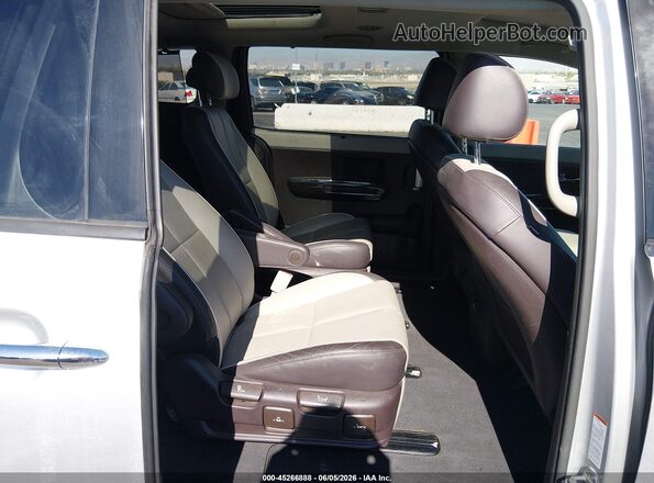 KNDME5C15G6142601 2016 KIA SEDONA Silver Widok naklejki z numerem VIN