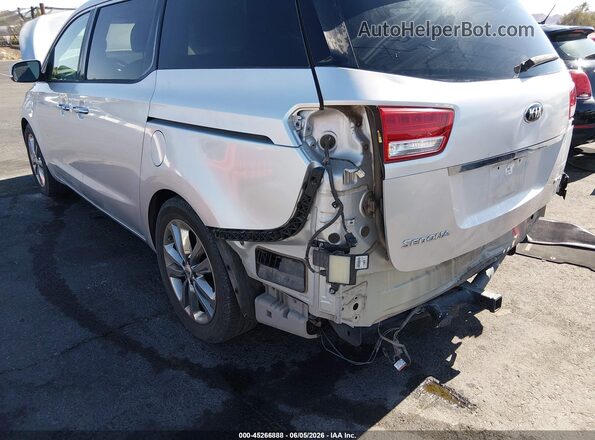 KNDME5C15G6142601 2016 KIA SEDONA Silver 