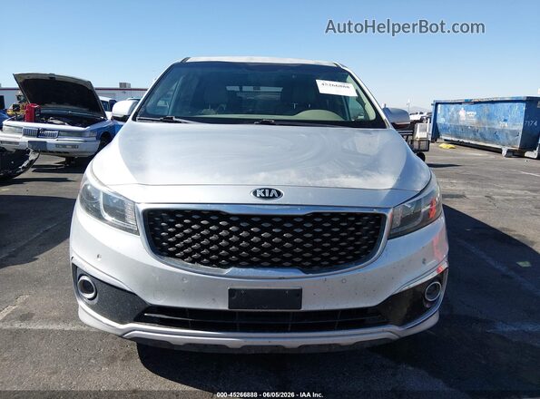 KNDME5C15G6142601 2016 KIA SEDONA Silver Widok wnętrza z tyłu