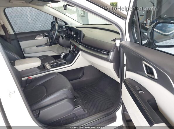 KNDNB4H35P6262013 2023 KIA CARNIVAL MPV White 