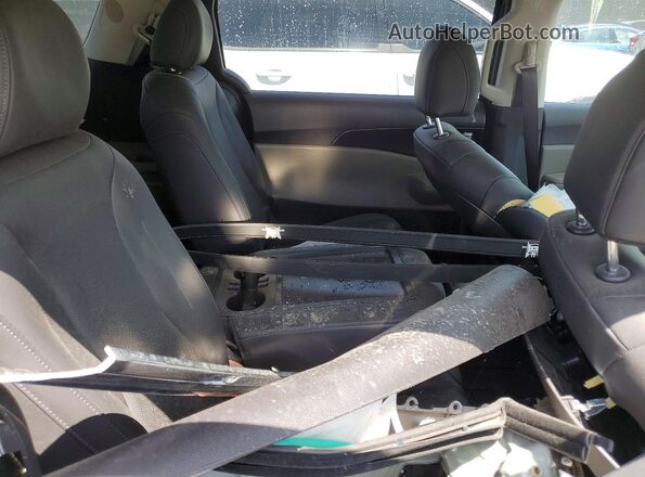 KNDNB5K35T6623958 2026 KIA CARNIVAL Gray 