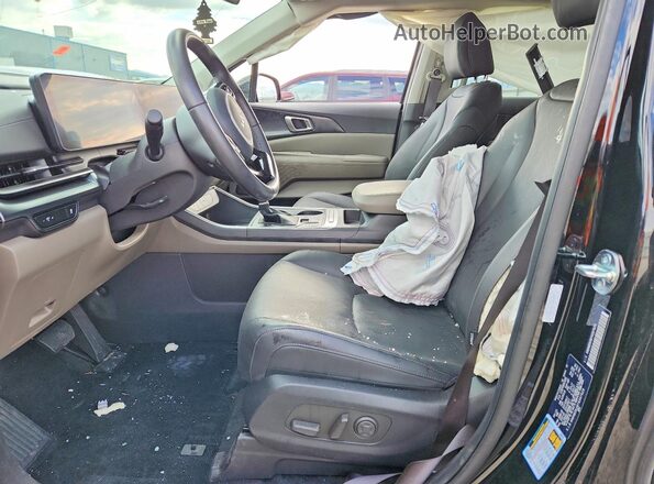 KNDNB5K38T6597629 2026 KIA CARNIVAL Черный 