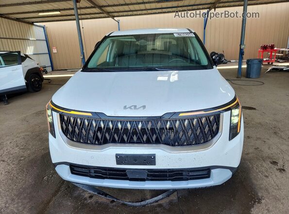 KNDNB5KA8T6135439 2026 KIA CARNIVAL White 