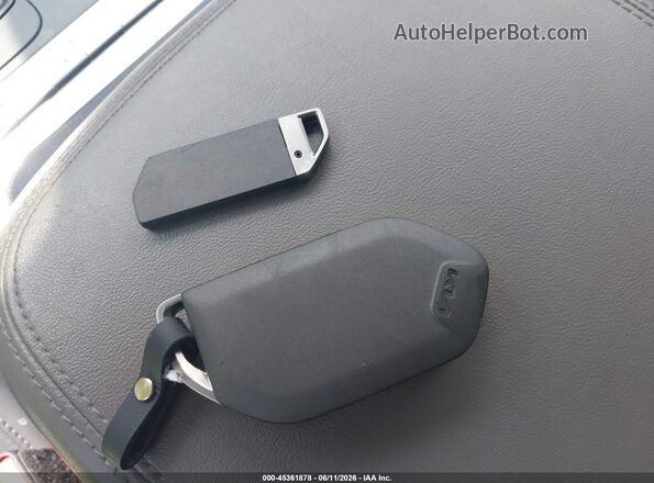 KNDNB5KAXT6130663 2026 KIA CARNIVAL MPV HYBRID Dark Blue Dashboard view