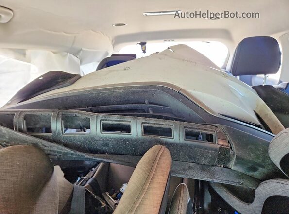KNDNE5H30R6412660 2024 KIA CARNIVAL White Vista de los asientos traseros
