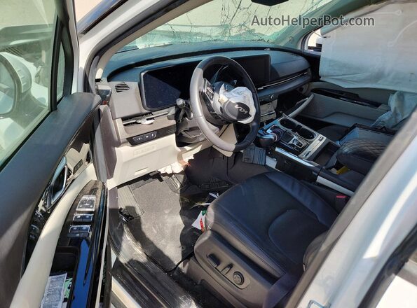 KNDNE5H30R6412660 2024 KIA CARNIVAL White Vista del salpicadero