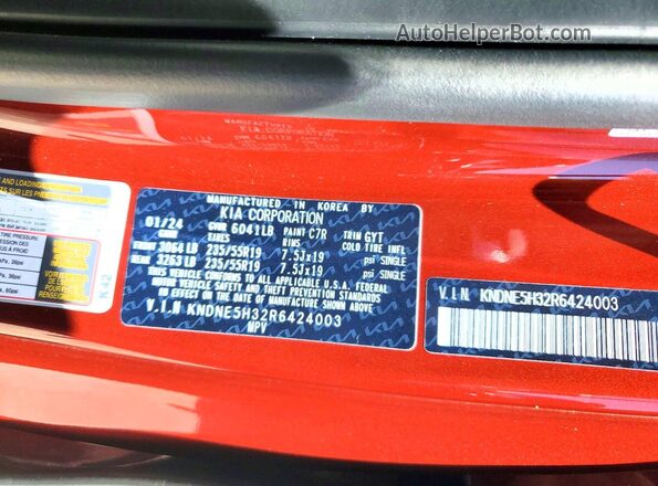 KNDNE5H32R6424003 2024 KIA CARNIVAL Red VIN կոդի պիտակի տեսք