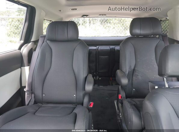 KNDNE5H38R6333267 2024 KIA CARNIVAL MPV Blue Widok naklejki z numerem VIN