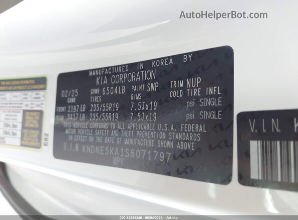 KNDNE5KA1S6071797 2025 KIA CARNIVAL MPV HYBRID White Vista del compartimento del motor