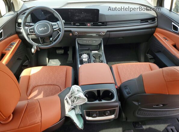 KNDNE5KA2T6139557 2026 KIA CARNIVAL Black Вид панелі приладів