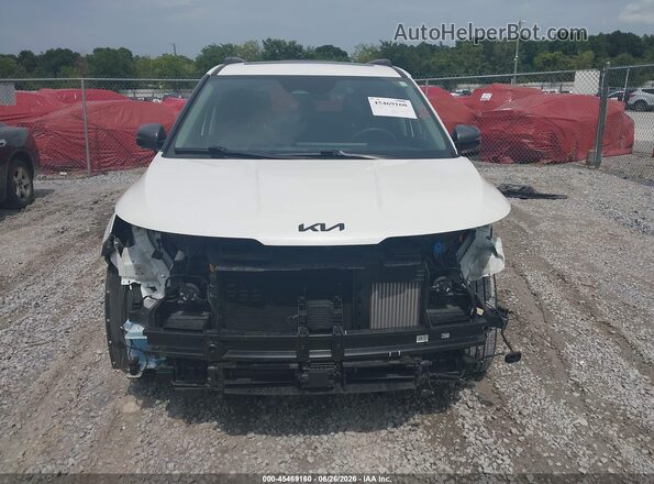 KNDNE5KA4T6109105 2026 KIA CARNIVAL MPV HYBRID White Widok wnętrza z tyłu