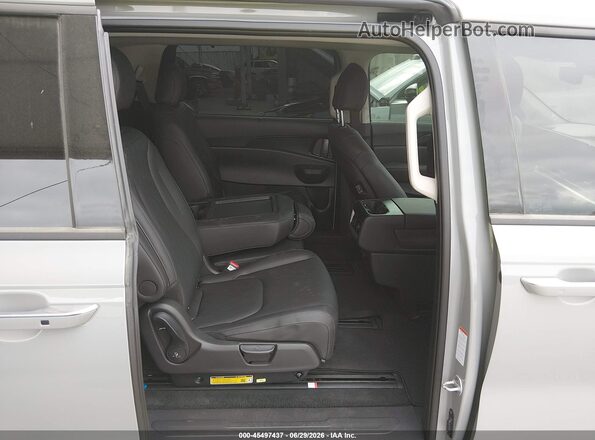 KNDNE5KA8T6139384 2026 KIA CARNIVAL MPV HYBRID Gray VIN კოდის სტიკერის ხედი