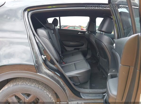 KNDP63AC8L7764634 2020 KIA SPORTAGE Black VIN კოდის სტიკერის ხედი
