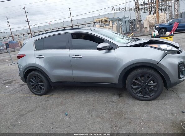 KNDP6CAC4N7949556 2022 KIA SPORTAGE Gray Widok wnętrza z tyłu