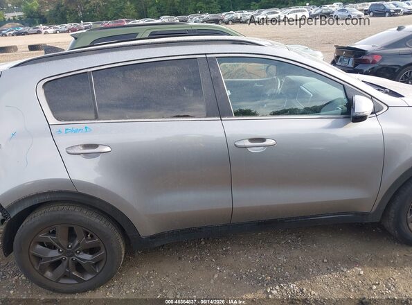 KNDP6CAC5M7912658 2021 KIA SPORTAGE Серебряный Вид задней части салона
