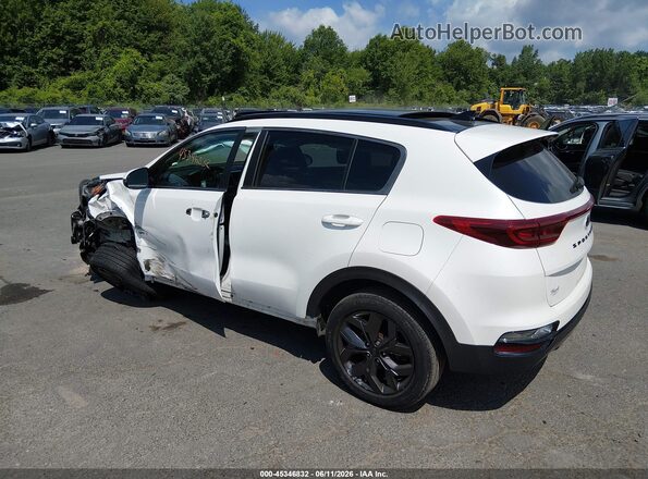 KNDP6CAC8N7018705 2022 KIA SPORTAGE White Trasero izquierdo