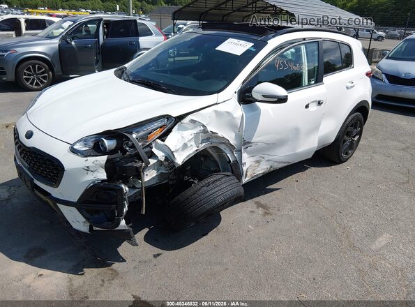 KNDP6CAC8N7018705 2022 KIA SPORTAGE White Vista tres cuartos delantera izquierda