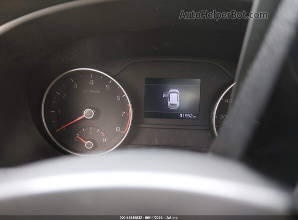 KNDP6CAC8N7018705 2022 KIA SPORTAGE White Vista de los asientos traseros