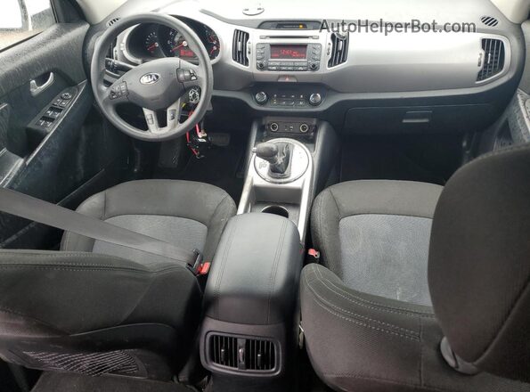 KNDPB3AC3G7856848 2016 KIA SPORTAGE Белый Вид панели приборов