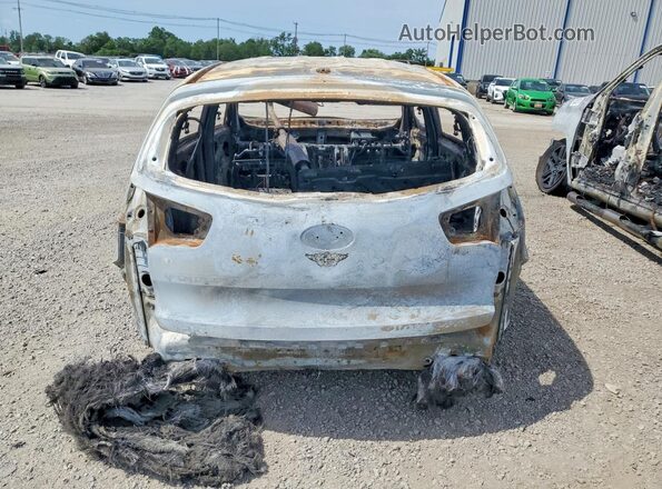 KNDPB3AC5G7846046 2016 KIA SPORTAGE Burn Vista trasera