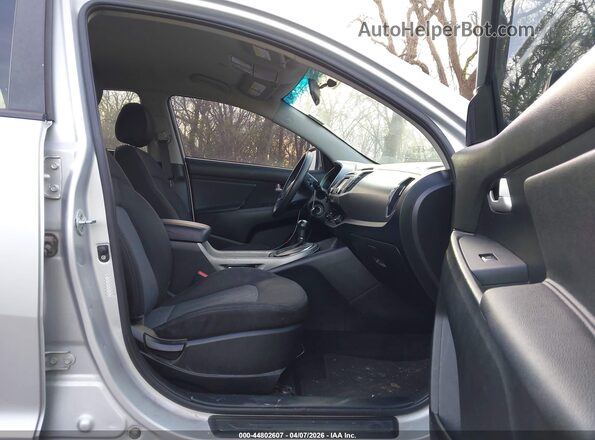 KNDPB3AC6G7811886 2016 KIA SPORTAGE Silver 