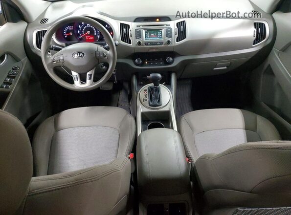 KNDPB3AC8G7846235 2016 KIA SPORTAGE Blue Առջևի վահանակի տեսք