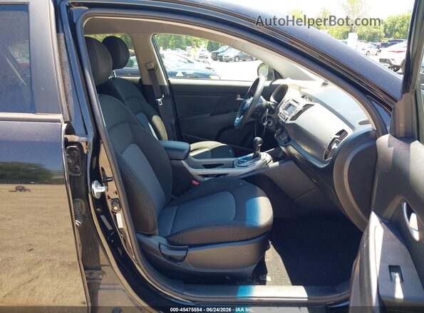 KNDPBCAC1G7857559 2016 KIA SPORTAGE Black Widok wnętrza z przodu
