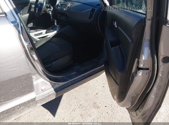 KNDPBCAC2G7878002 2016 KIA SPORTAGE Silver Vista interior delantera