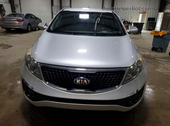 KNDPBCAC8G7831055 2016 KIA SPORTAGE Silver Front view