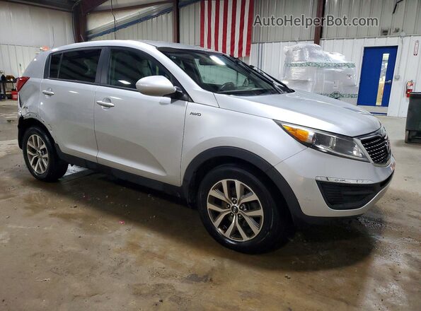 KNDPBCAC8G7831055 2016 KIA SPORTAGE Silver Front right