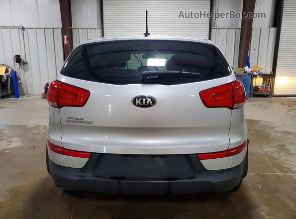 KNDPBCAC8G7831055 2016 KIA SPORTAGE Silver Rear view