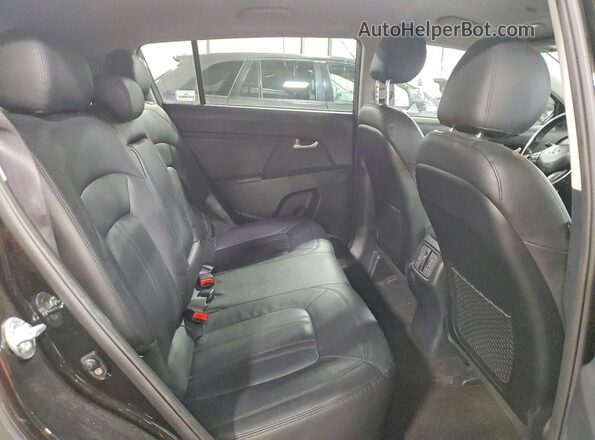 KNDPCCAC1G7816877 2016 KIA SPORTAGE Black Rear seats view