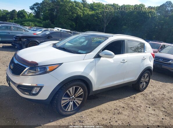 KNDPCCAC2G7867627 2016 KIA SPORTAGE White 360 interior view