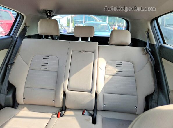 KNDPM3AC1L7764741 2020 KIA SPORTAGE Blue Rear seats view